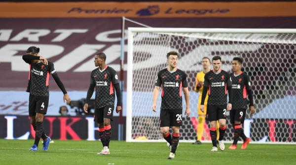 liverpool face tipul gresit de istorie scor halucinant in fata aston villei