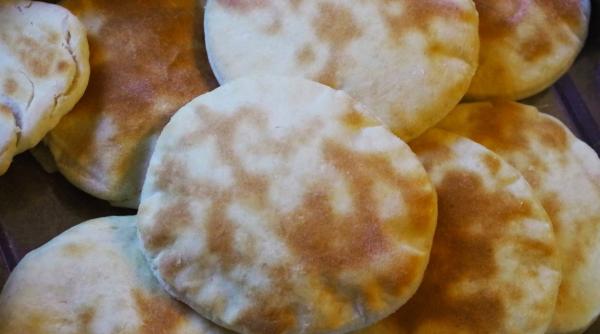 painea pe cartela limitata de guvern familiile siriene in pericol de foamete