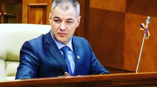 a luptat pana in panzele albe pentru a fi inregistrat in cursa prezidentiala