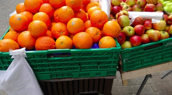 taxarea pungilor de plastic in magazine a generat un fenomen bizar