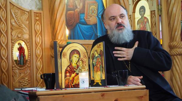 pelerinii interzisi la sfanta parascheva parintele sturzu reactie dura imaginile sunt mai mult decat edificatoare foto