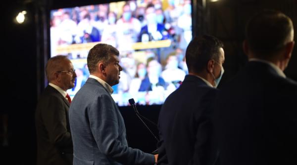 ciolacu carte castigatoare pentru parlamentare gusa da cartile pe fata are legatura cu iohannis