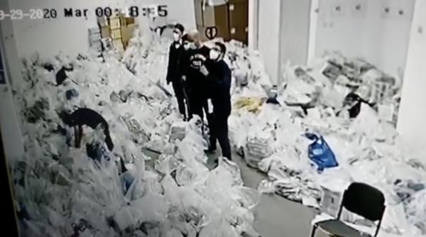 discutii halucinante despre sacii de voturi de la sectorul 1 judecator le a pus in cosurile de gunoi de pe strada