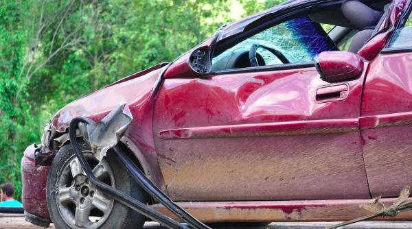 familie naruita pe autostrada mama si trei copii morti