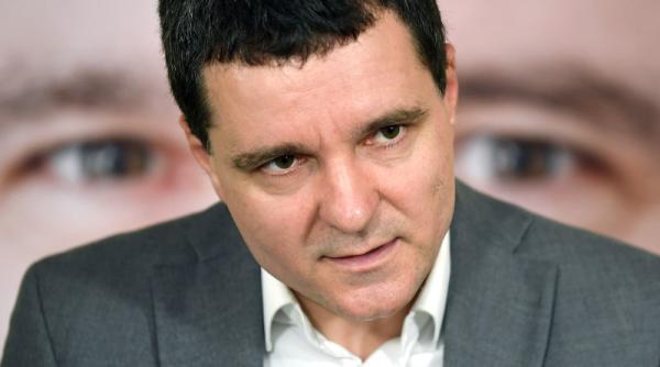 nicusor dan intarzie la primaria capitalei iata explicatia