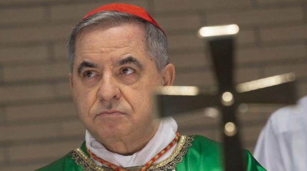 scandal la vatican femeia care a recunoscut ca a primit 500 000 de euro de la cardinalul becciu arestata