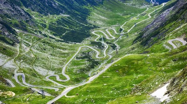 atentie soferi transfagarasan si transalpina se inchid vezi de cand
