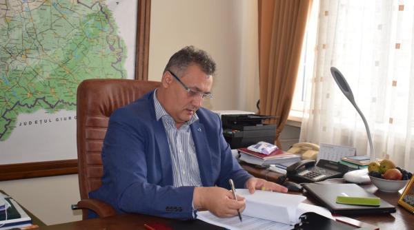 alexandru oprea fostul presedinte psd al cj dambovita in barca pmp pentru senat