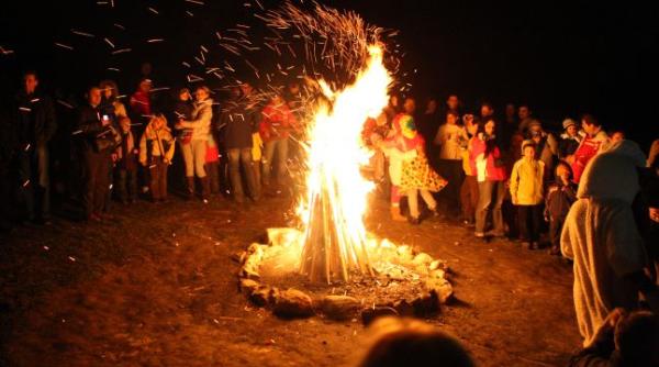 focul lui sumedru si halloween ul interzise in arges