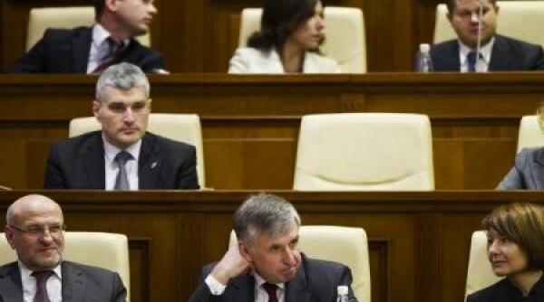 presedintele parlamentului depistat pozitiv cu covid 19