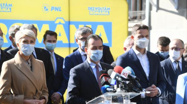 a scos milioane de oameni in strada orban a rabufnit