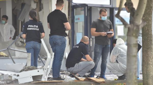 diicot i a prins in flagrant pe hotii care detonau bancomate