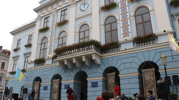 17 primari romani votati in localitati din ucraina