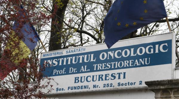 foto aglomeratie greu de crezut la institutul oncologic bucuresti cozi in spatii inchise