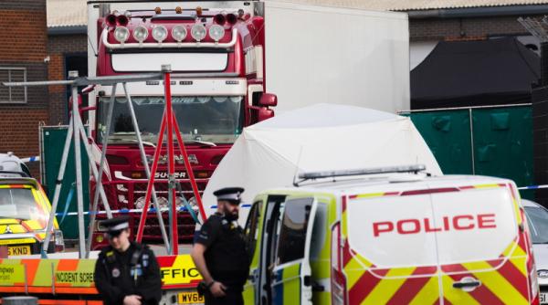 amanunte care te lasa mut despre cei 39 de migranti vietnamezi gasiti mort intr un tir