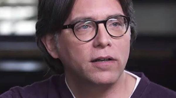 fondatorul unei secte sexuale condamnat la 120 de ani de inchisoare eram un copil mi a furat tineretea