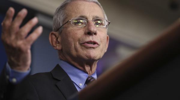 epidemiologul fauci il critica pe trump in plina campanie electorala dupa ce a fost facut indirect idiot