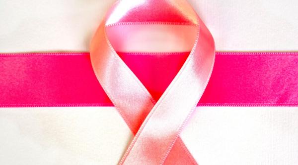 facebook face probleme unui grup de sustinere pentru femeile cu mastectomie