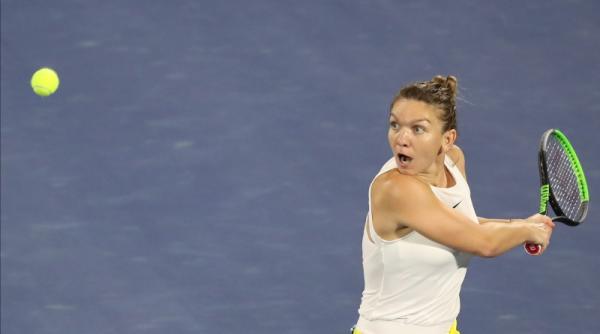 halep arunca mingea in terenul anaf