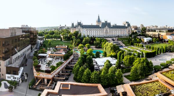 ansamblul mixt palas iasi al companiei iulius singurul proiect certificat leed neighborhood development din europa centrala si de est