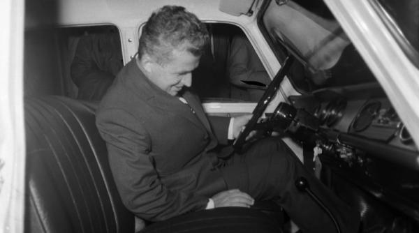 dacia 2000 folosita de cuplul ceausescu expusa pentru bucuresteni afla unde