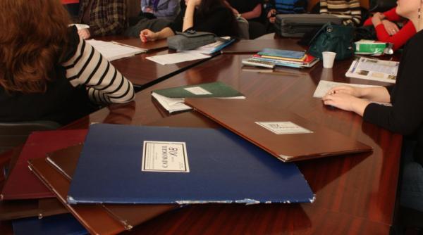 profesori sanctionati pentru ca nu vor sa predea online unul a fost concediat