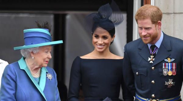 regina elisabeta nervoasa pe harry e gata sa i retraga titlul lovitura momentului