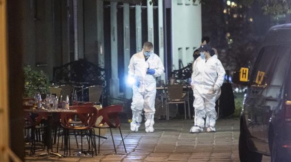 atac terorist viena un roman a scapat dupa ce s a prefacut mort detalii terifiante a zis allah si a inceput sa traga imi vine sa plang tot timpul