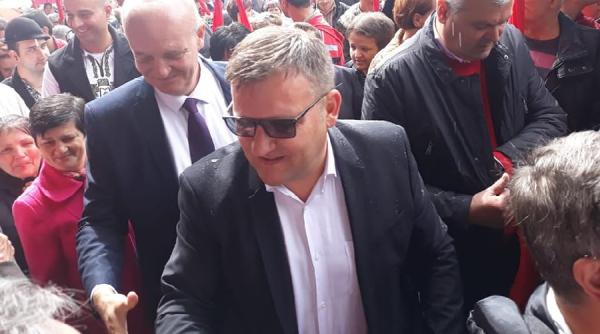 budai  intrebare cheie despre piete  asa pot ramane deschise