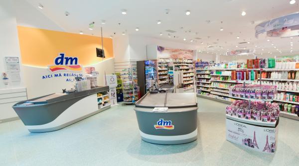 dm drogerie markt stabilitate prin adaptarea la nevoile clientilor si angajatilor