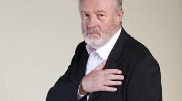 vladimir gaitan pe ultimul drum dorinta actorului a fost indeplinita de cei prezenti la slujba de inmormantare