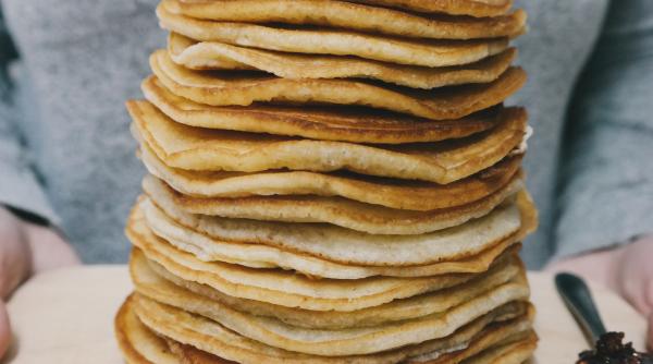 clatite spaniole reteta de succes pentru orice masa o bunatate