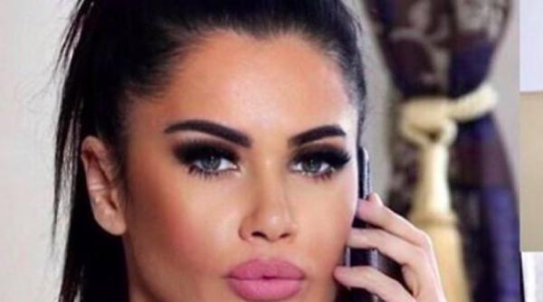 oana zavoranu nu si a iertat inca mama desi a murit acum 5 ani