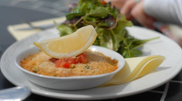 placinta cu ton o gustare plina de savoare reteta delicioasa