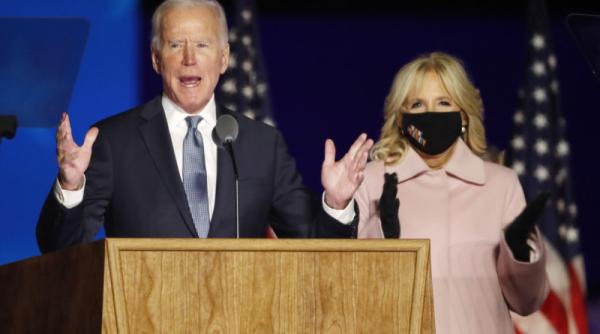 biden pune degetul pe rana oamenii mor din cauza lui trump