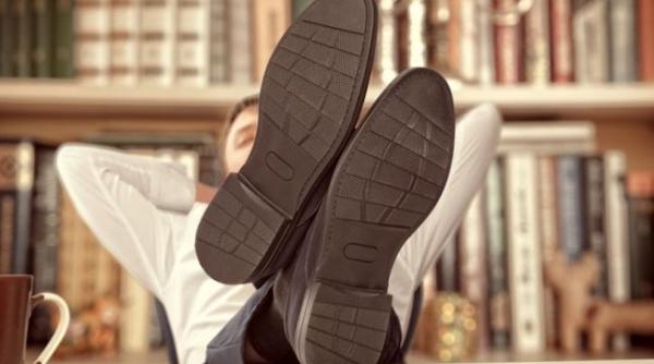 fiti lenesi  salvati vieti  sfatul viral pentru tineri  videoclip comic