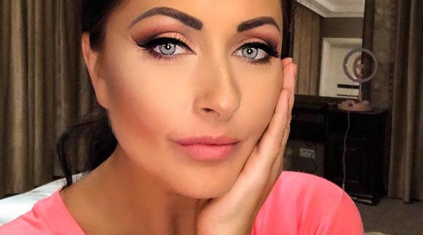 gabriela cristea a ajuns la spital cu cele doua fetite nu imi place sa tergiversez