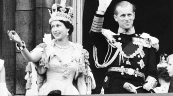 regina elisabeta a ii a si printul philip 73 de ani de casatorie fotografie aniversara