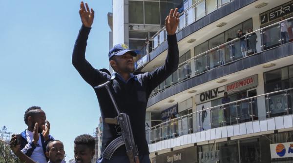 liderul local din tigray jura ca lupta in continuare a refuzat predarea