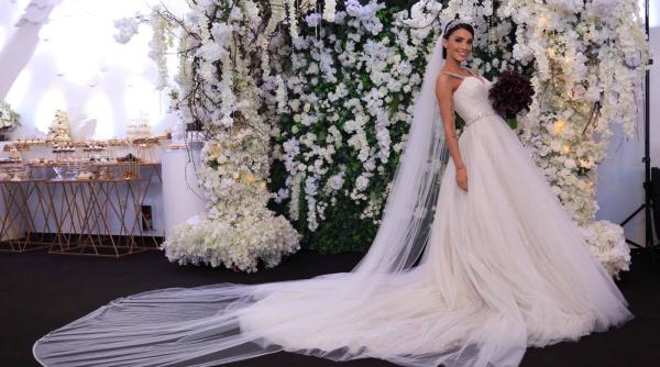 adelina pestritu decizie surprinzatoare si a scos la licitatie rochia de mireasa de ce a facut acest lucru