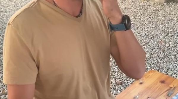 chirila cu limba pe afara s a apucat de videochat daca tot ni s a sugerat sa ne schimbam meseria