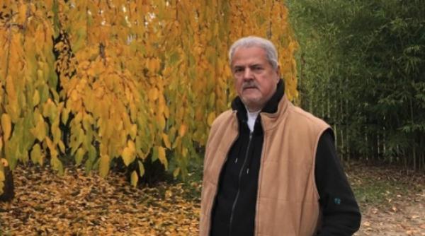 adrian nastase klaus iohannis ar fi trebuit suspendat