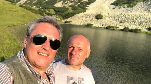 vela am decis sa impartasesc ceva extraordinar un lucru care va ramane scris peste ani