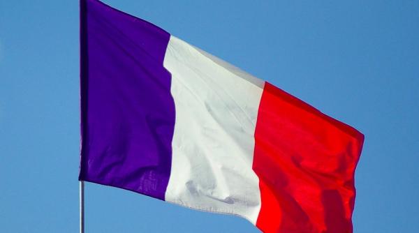 franta relaxeaza restrictiile numarul de contaminari a scazut