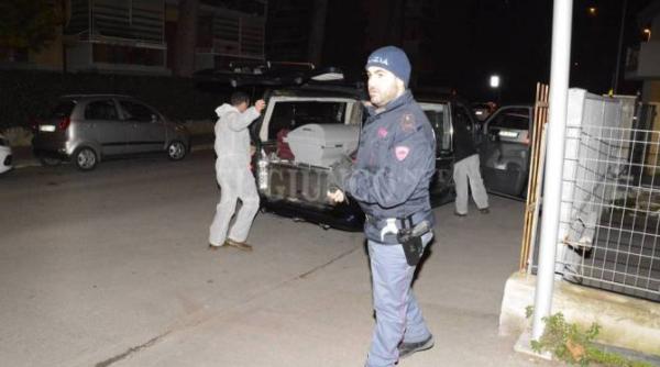 italia roman gasit mort in fata spitalului a fost zdrobit de doua masini care au trecut peste el pe trotuar