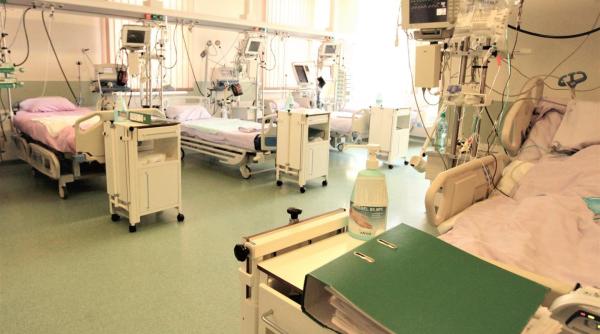 revoltator zeci de pacienti infectati cu covid 19 tinuti in frig unii si au adus radiatoare de acasa