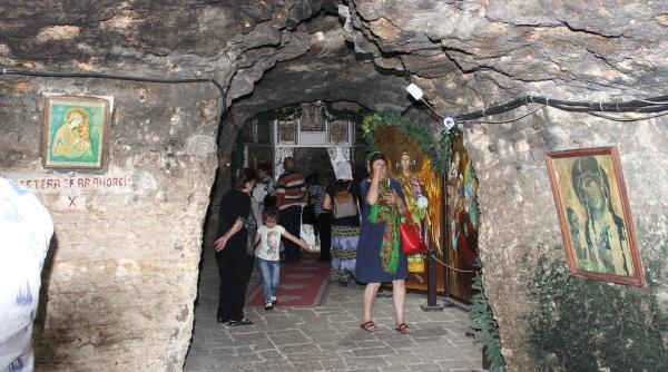 mai  mesaj pentru organizatorii si participantii la pelerinajul de la pestera sf  andrei