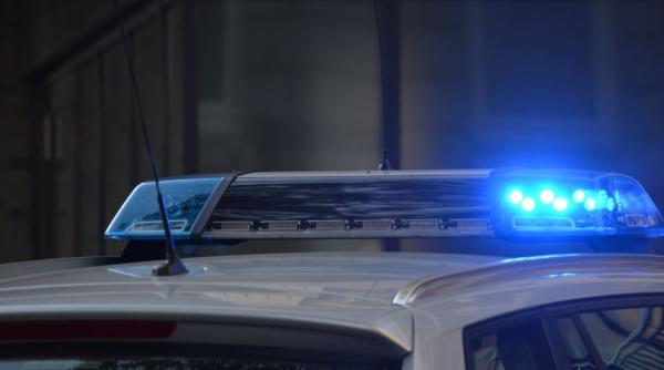 masina de politie implicata intr un accident un politist dus la spital