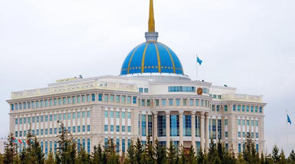 ce inseamna 1 decembrie pentru altii si kazahii il sarbatoresc