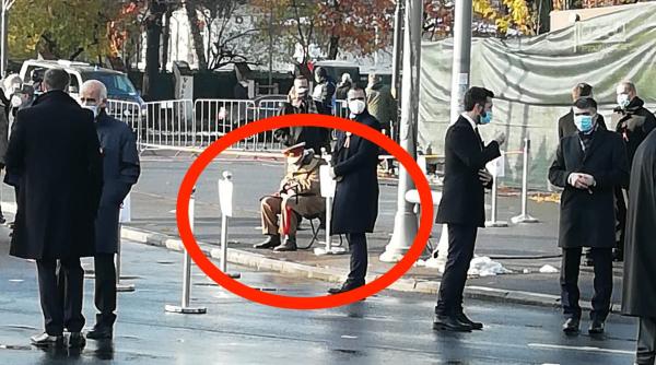 imagine dureroasa cu un veteran de ziua nationala